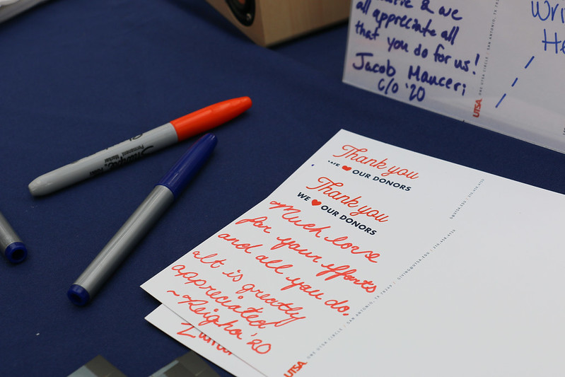 UTSA students share their gratitude at the annual Thanks Day